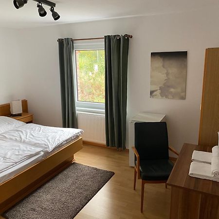 Messeappartementhaus Bockenem Direkt An Der A7 Eksteriør billede